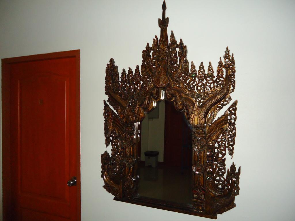 Hotel The California Chiang Mai Chambre photo