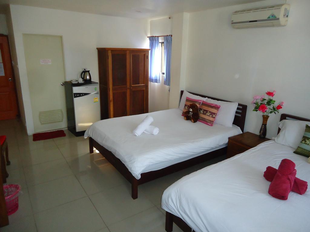 Hotel The California Chiang Mai Extérieur photo