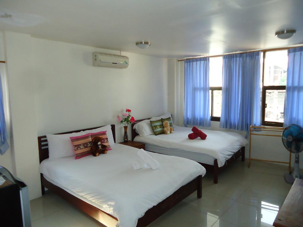 Hotel The California Chiang Mai Extérieur photo