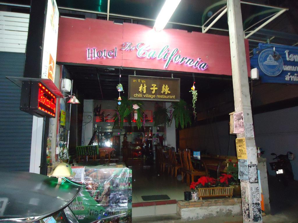 Hotel The California Chiang Mai Extérieur photo