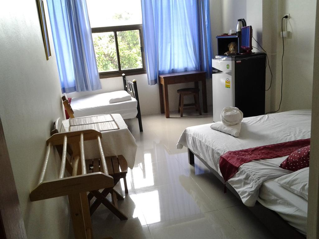 Hotel The California Chiang Mai Chambre photo